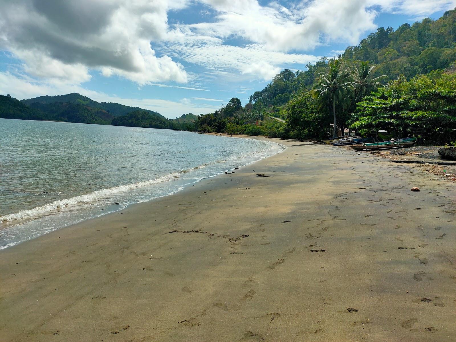 Sandee Pantai Hutokalo