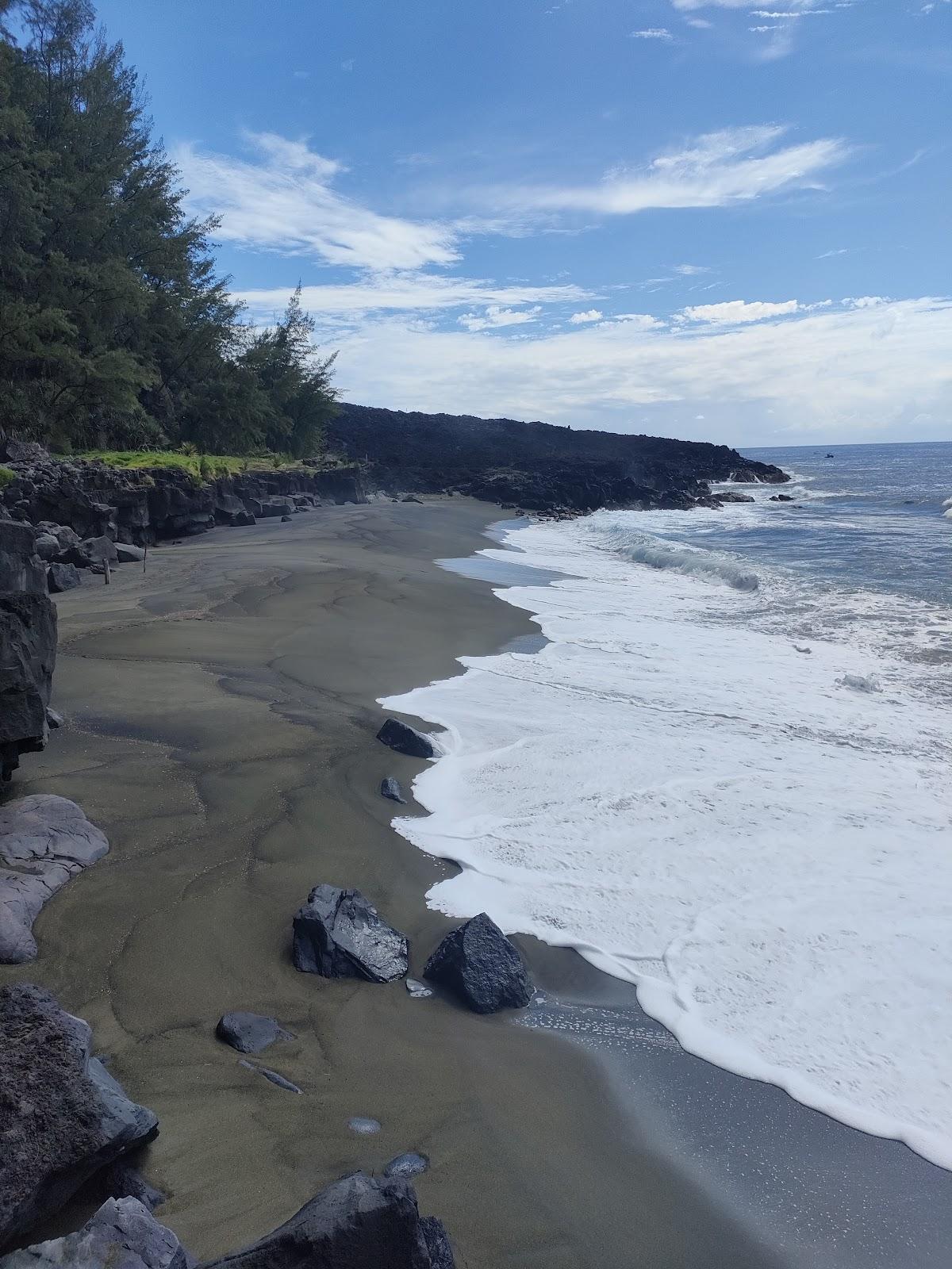 Sandee Pointe Du Tremblet Photo