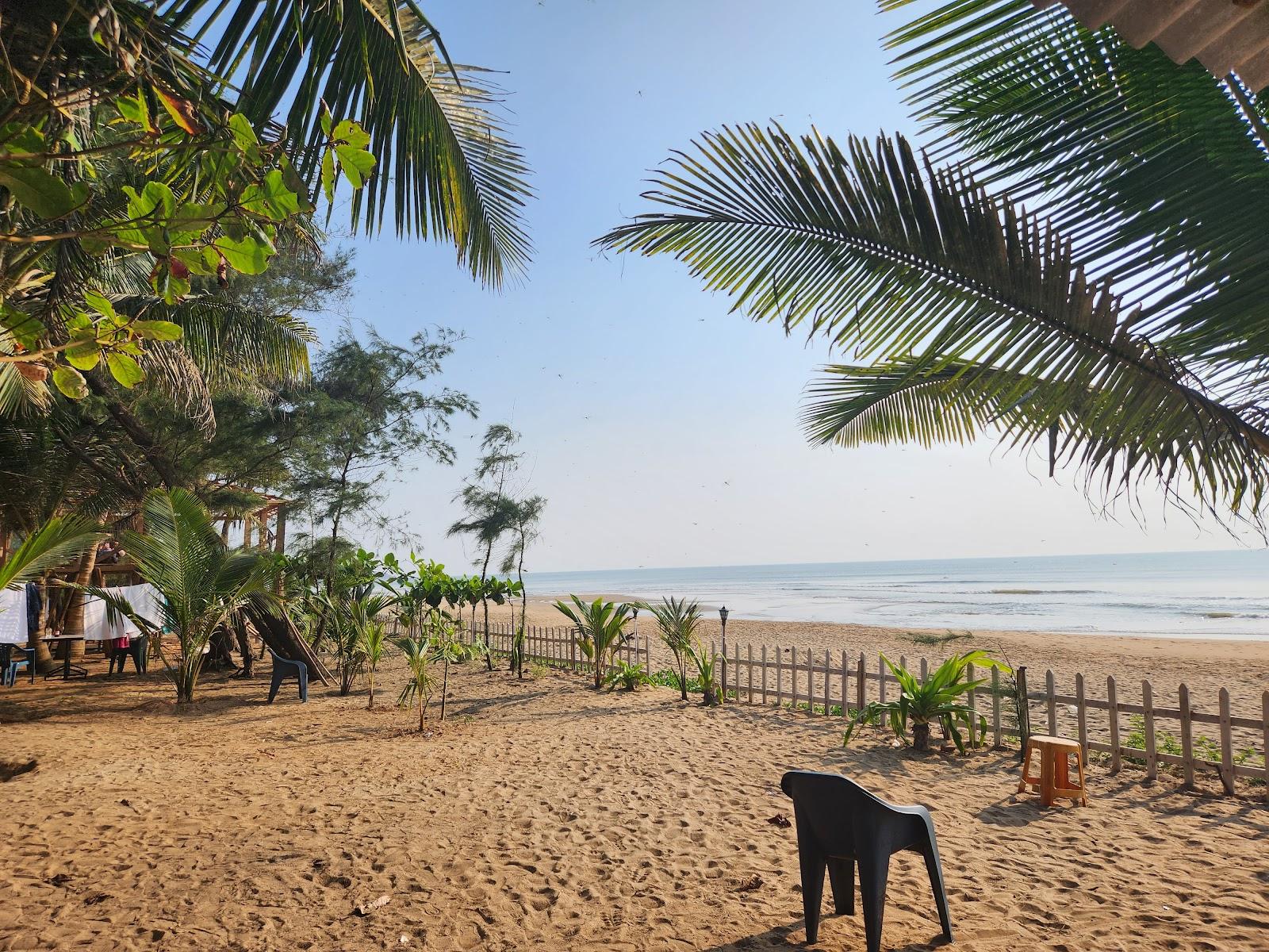 Sandee Benaam Beach