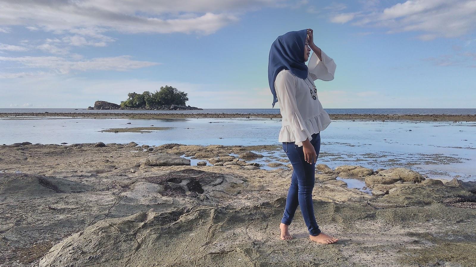 Sandee Pantai Kekel / Anoling
