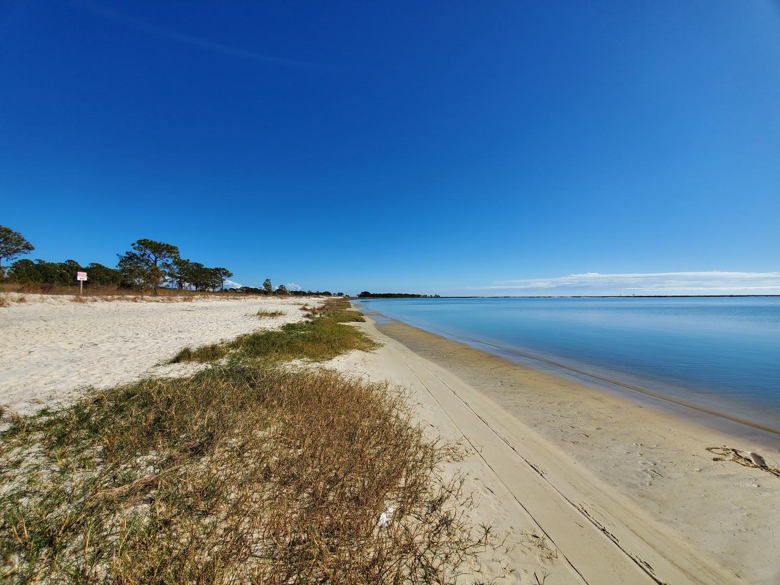 Sandee Dauphinee Beach