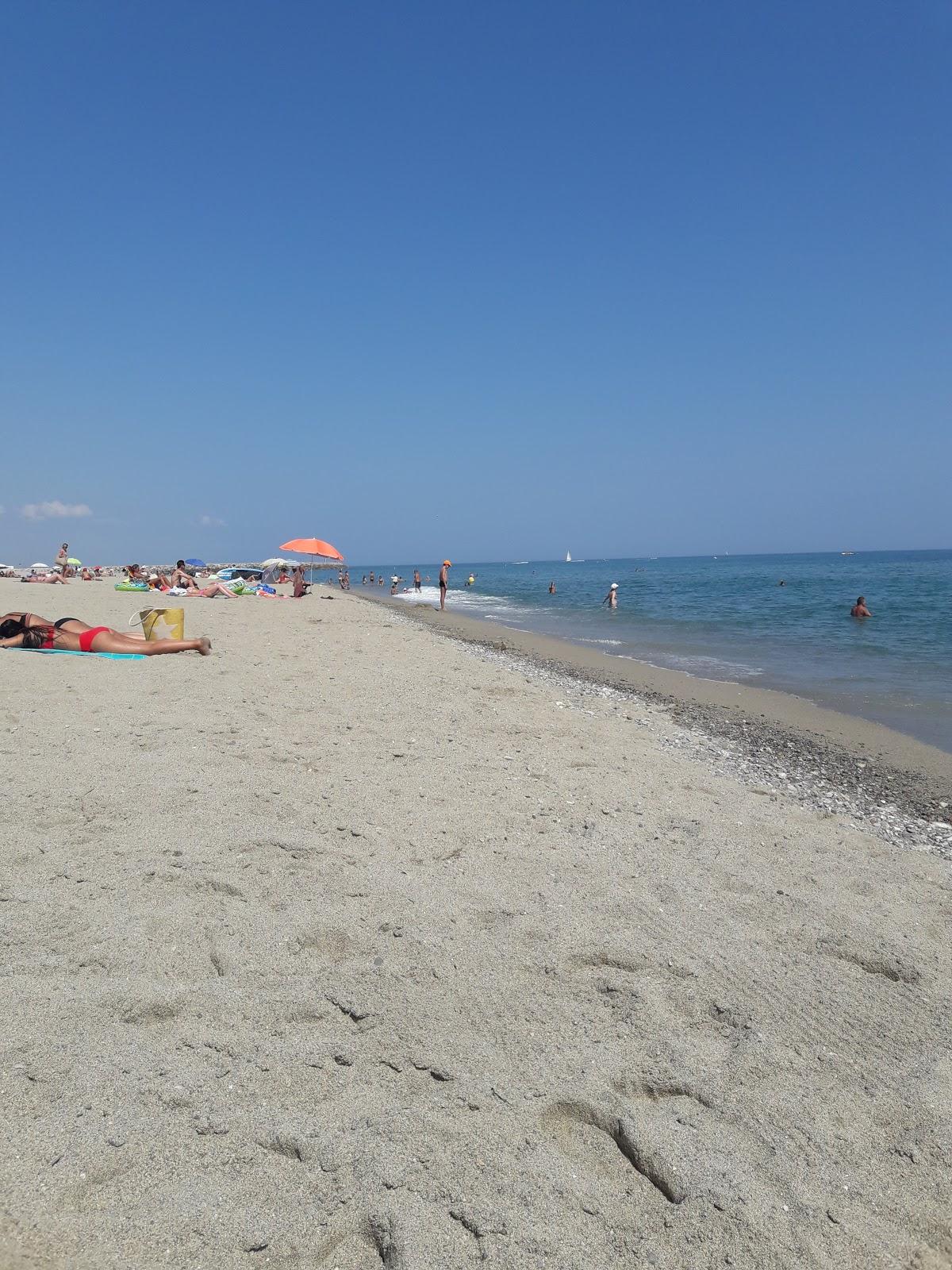 Sandee Plage Pont-Tournant
