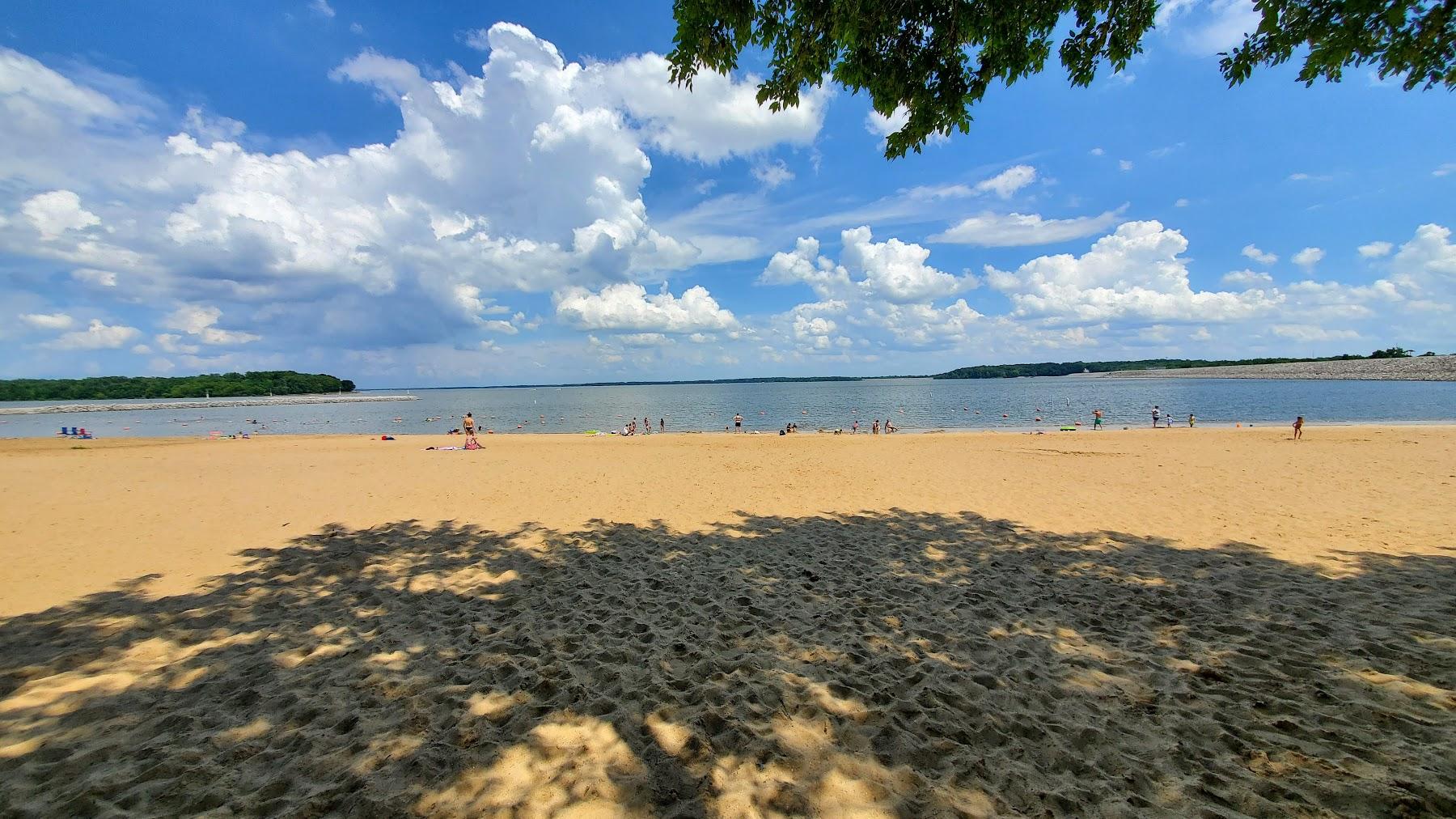 Sandee Dam West Beach Photo