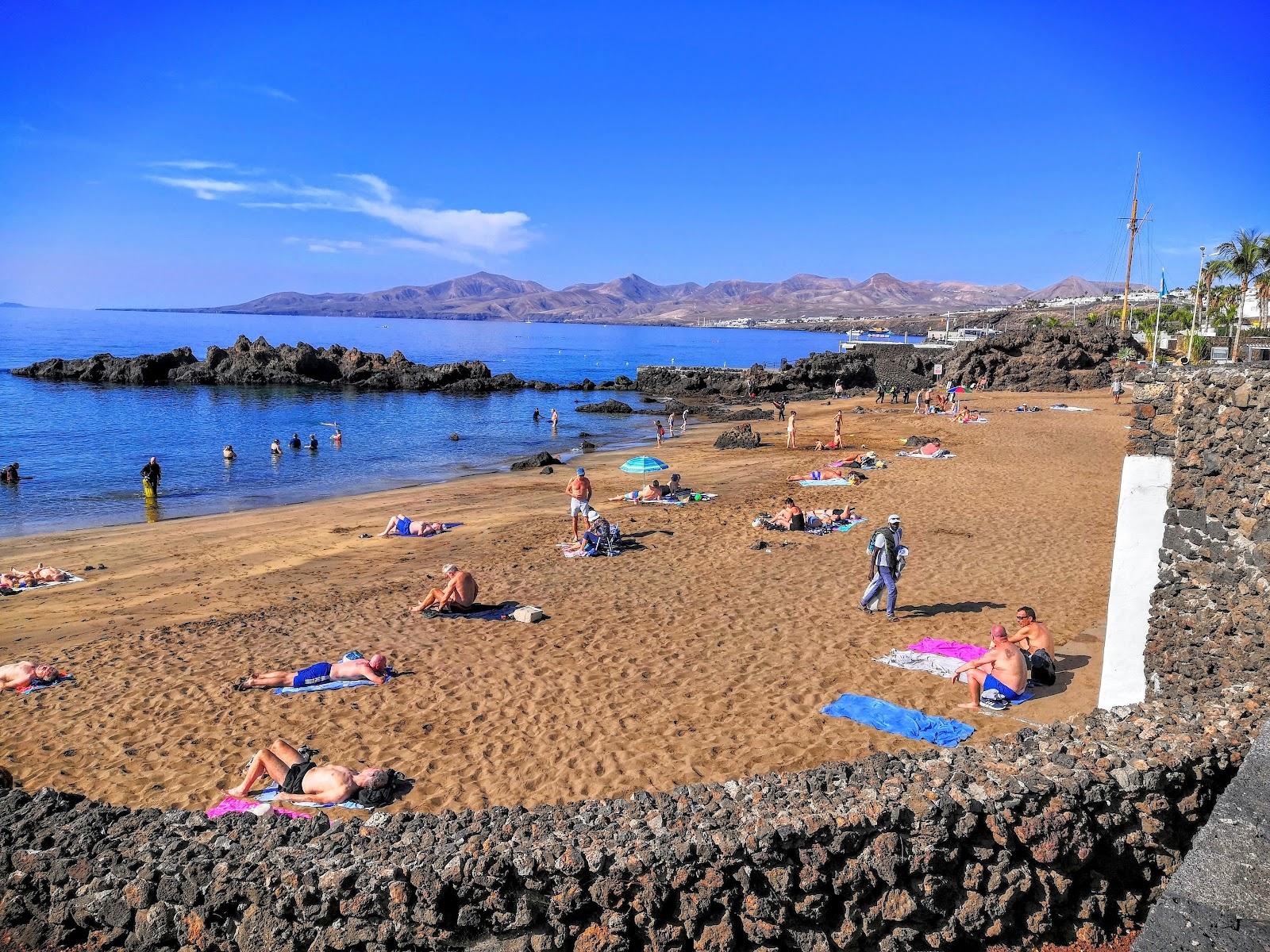 Sandee Pila De La Barrilla / Playa Chica Photo