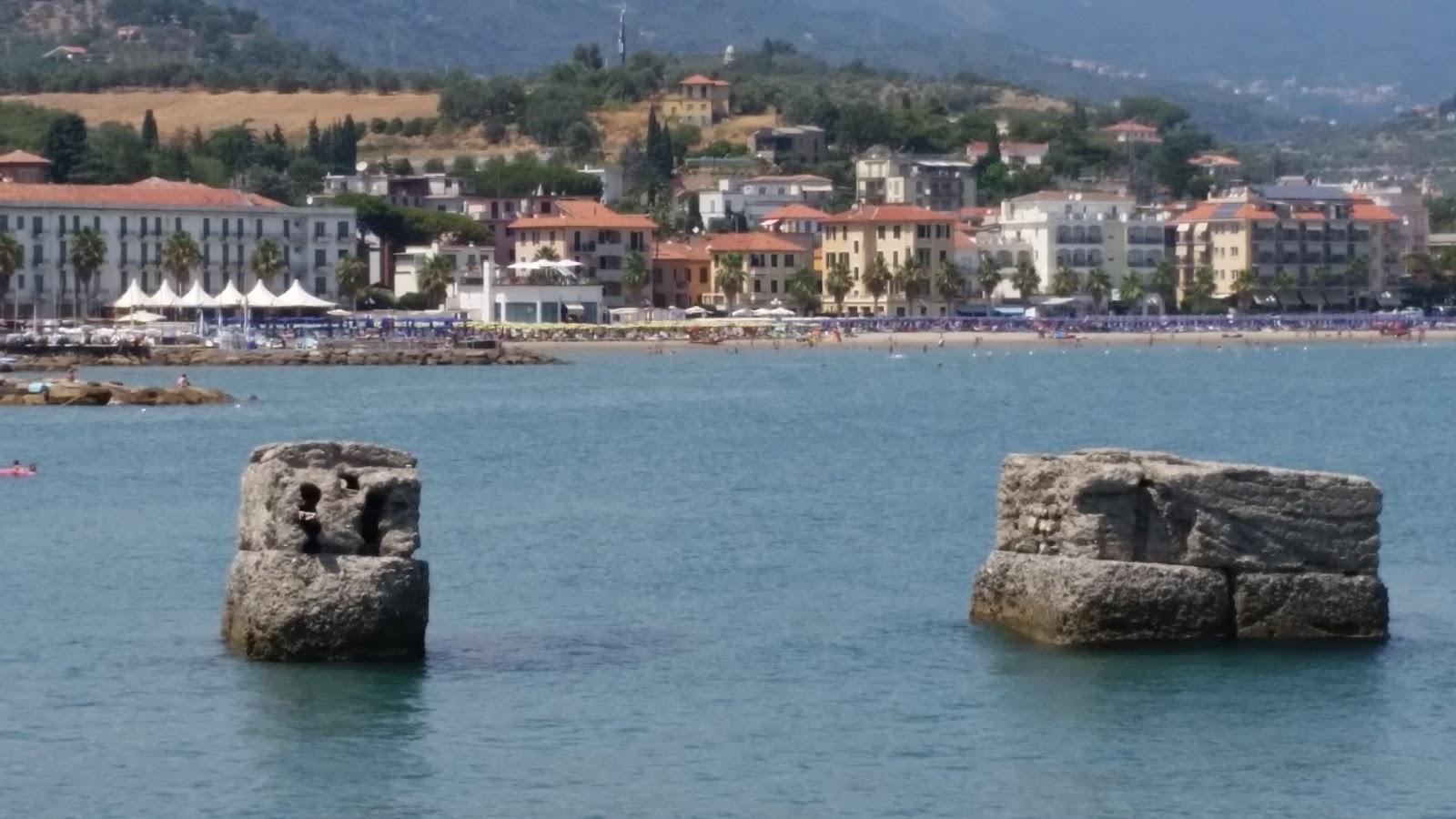 Sandee Molo Cavour, Detto Anche Molo Landini