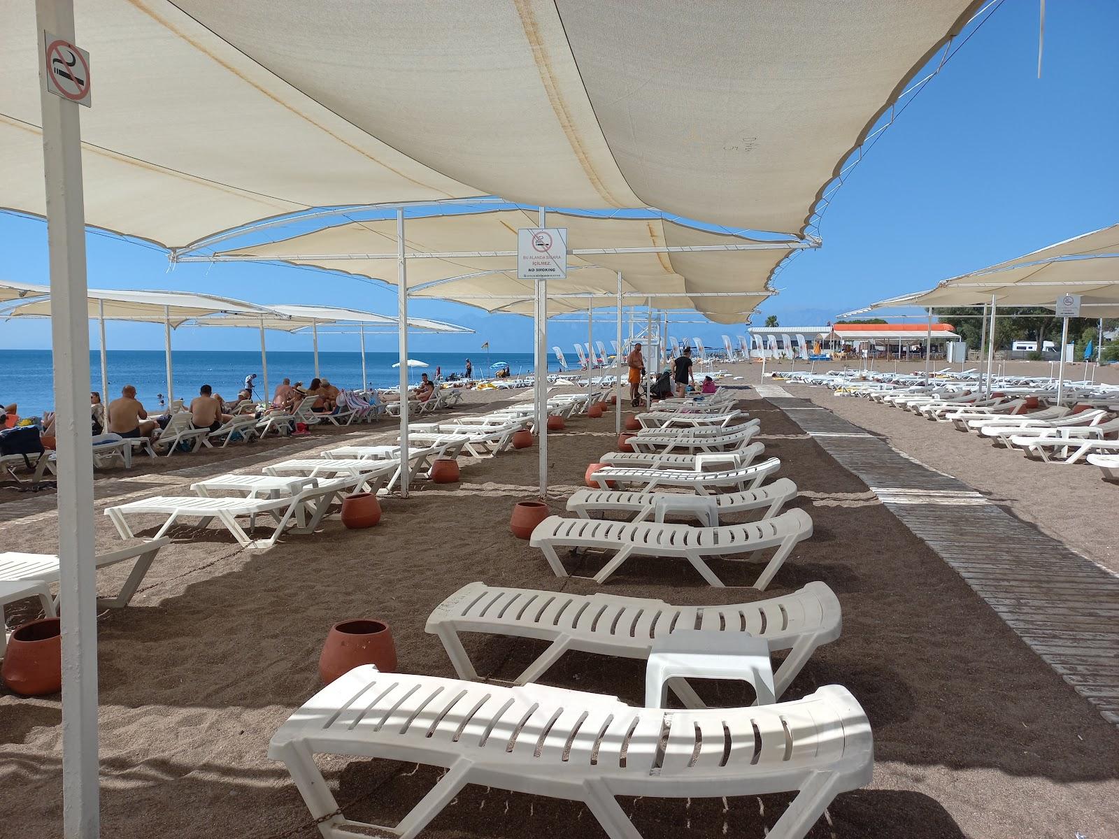 Sandee Antalya Buyuksehir Belediyesi Ekdag Lara Plaji Sosyal Tesisleri