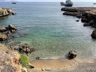 Sandee - Spiaggia Di Calafumere