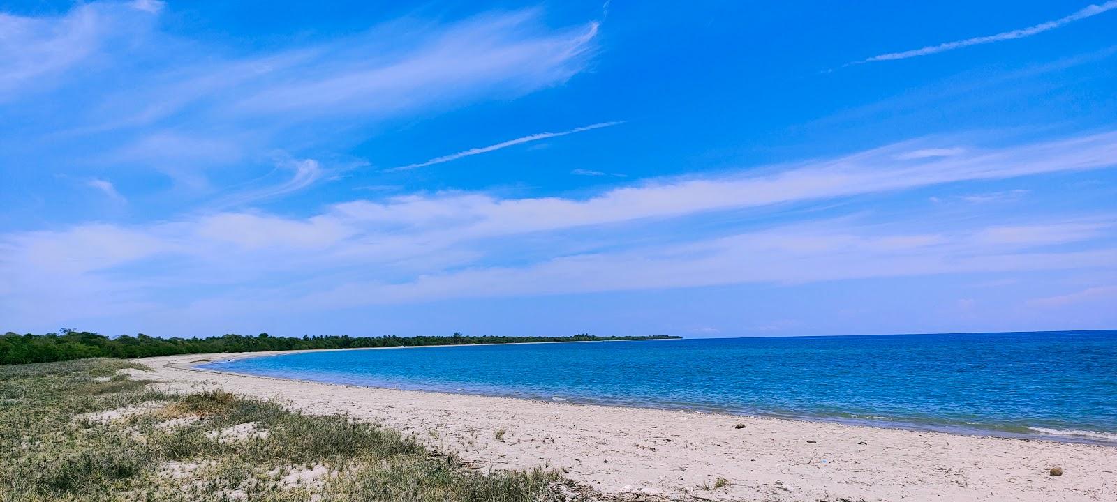 Sandee Pantai Padamu Photo