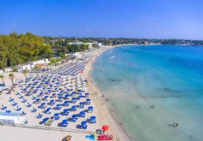 Sandee - Spiaggia Di Punta Tavola O