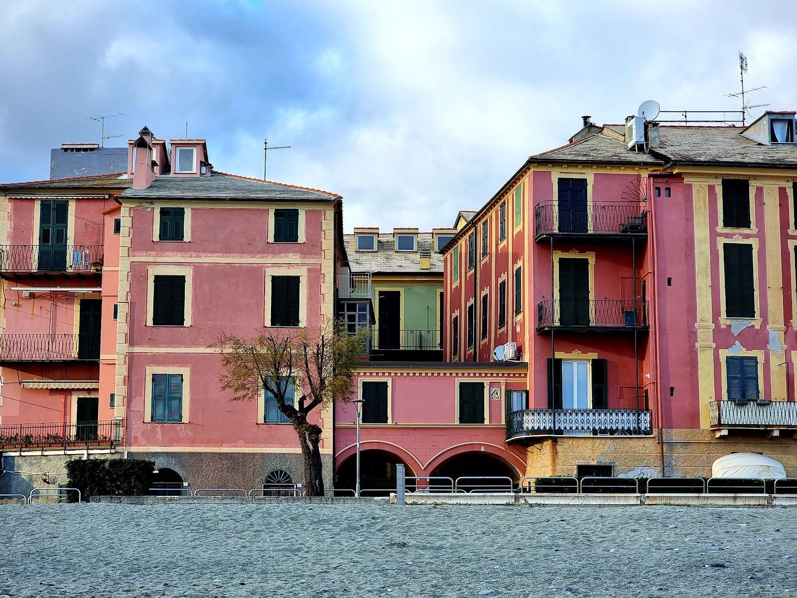 Sandee Spiaggia Libera Celle Photo