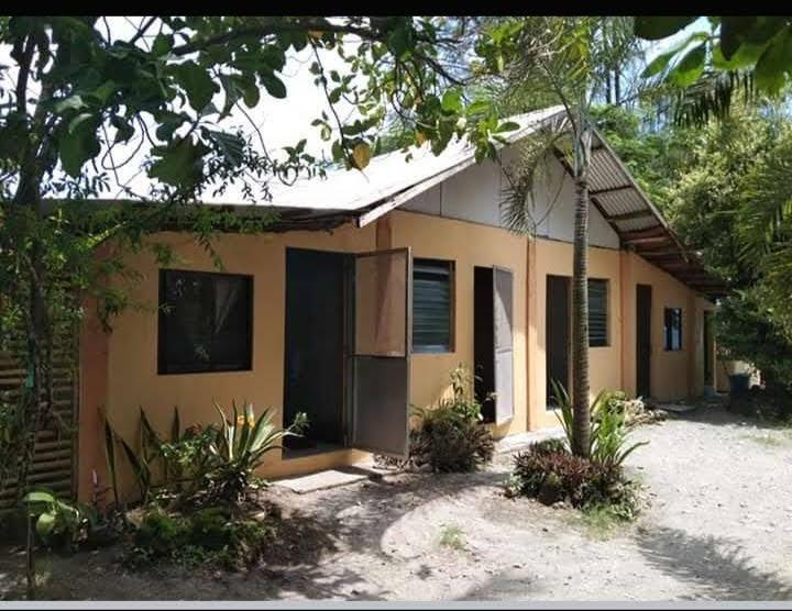 Sandee Barklyne Beach Resort