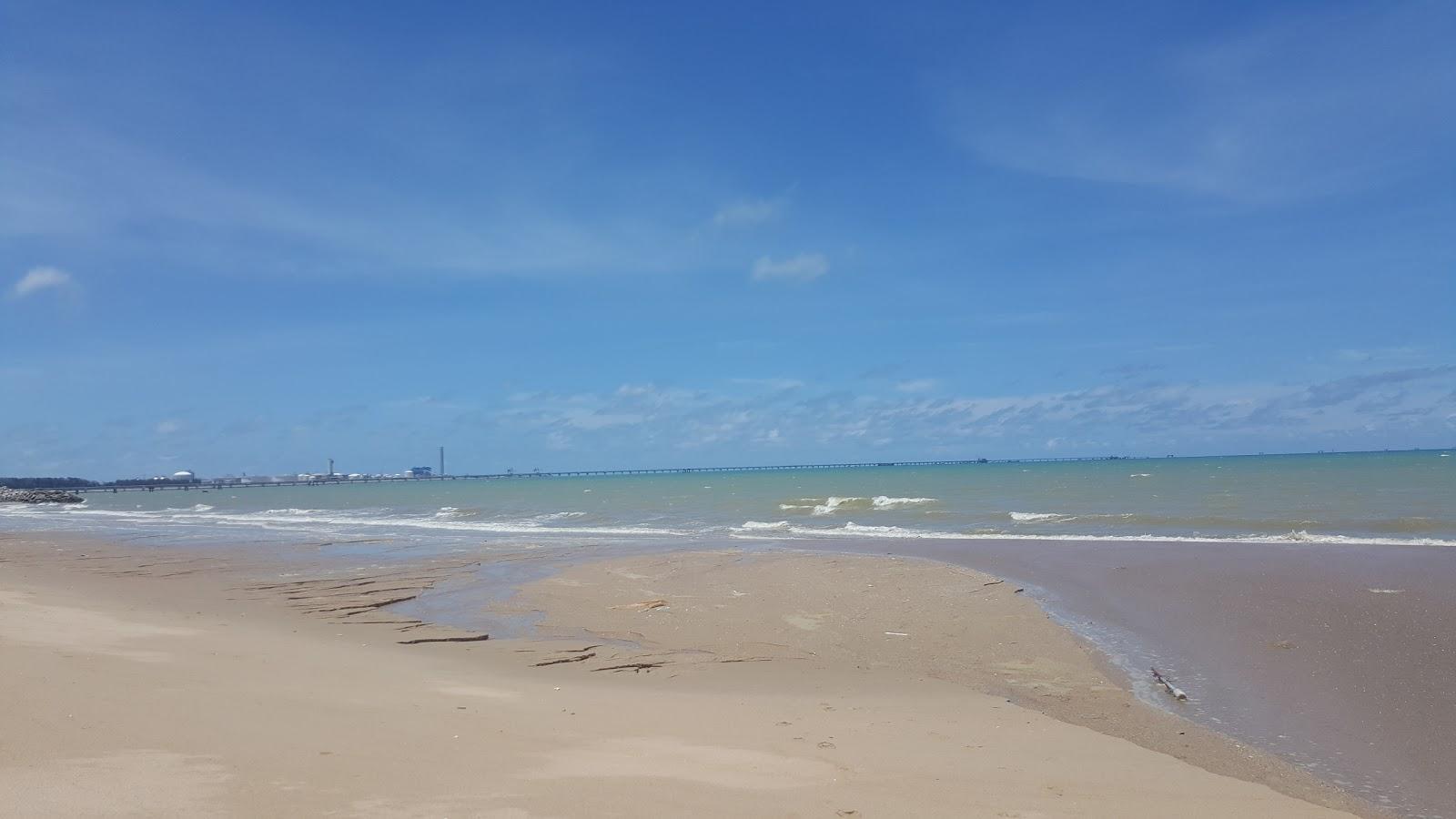 Sandee Nong Fab Beach
