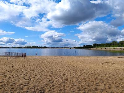 Sandee - Locomotive Beach