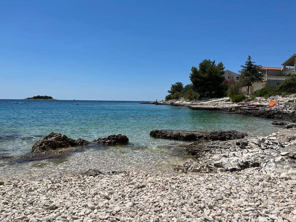 Sandee Beach Lozica
