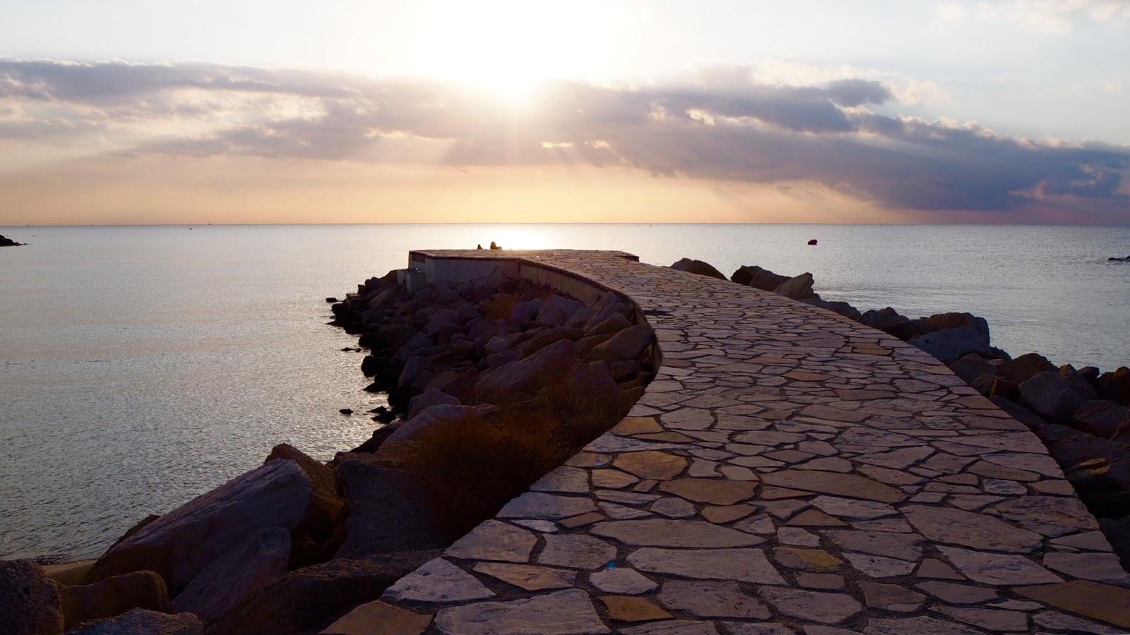 Sandee Loures Beach