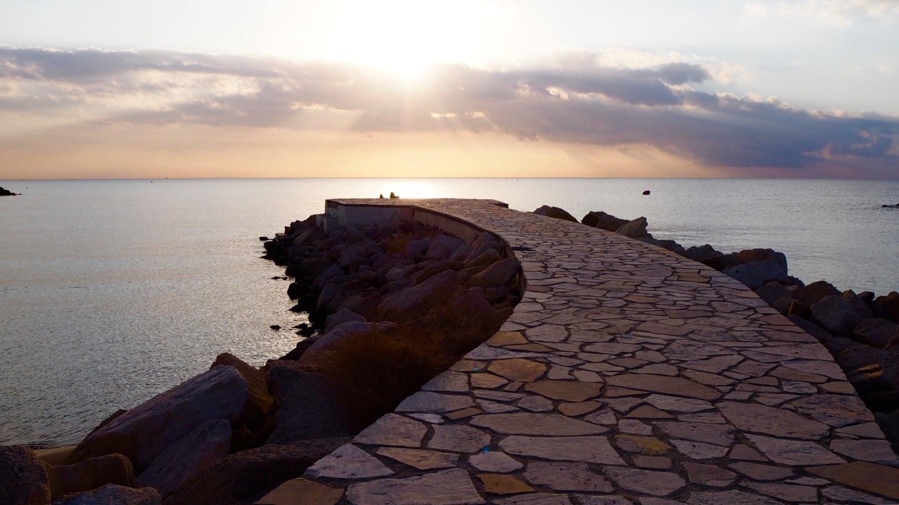 Sandee Loures Beach
