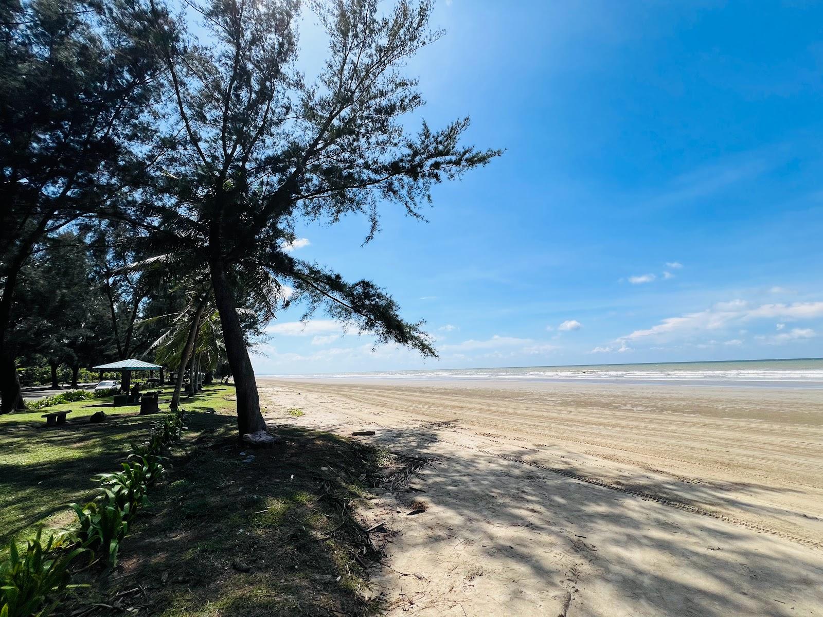 Sandee Luak Esplanade Beach