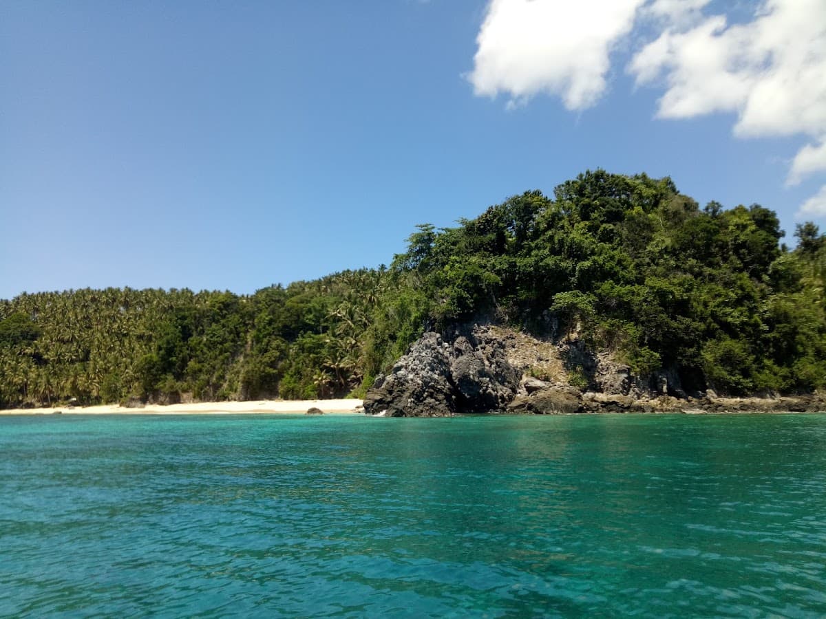 Sandee Ballistic Islet Photo