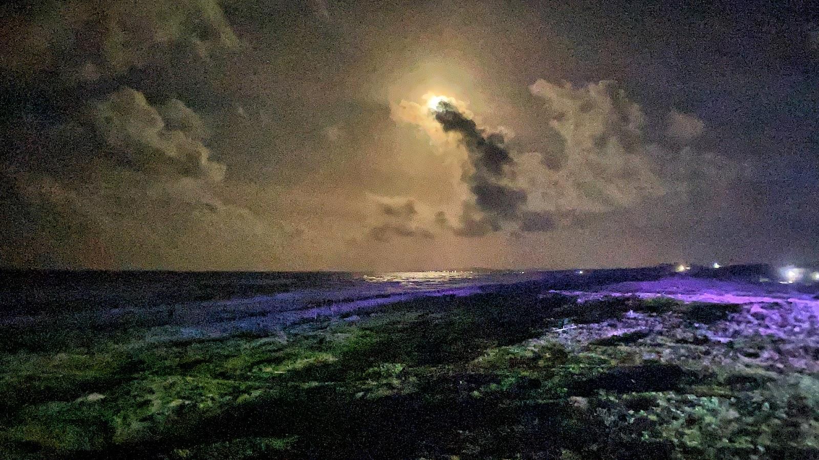 Sandee Lamba Beach