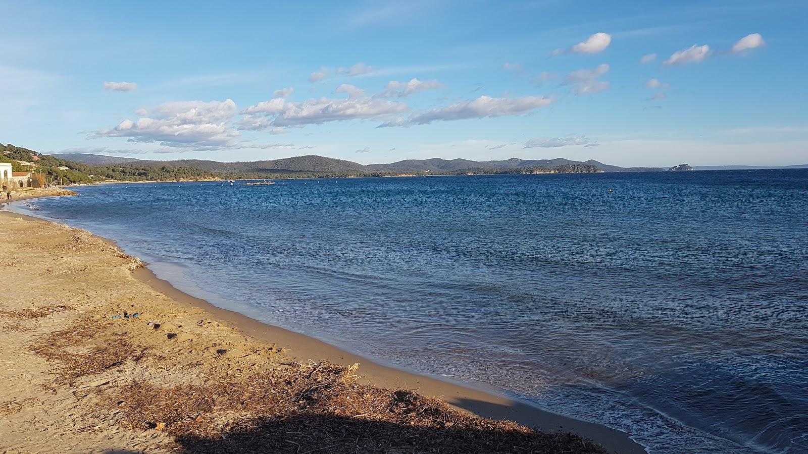 Sandee Beach Les Tamaris