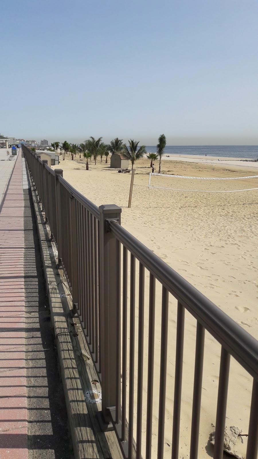 Sandee Seaview Avenue Beach
