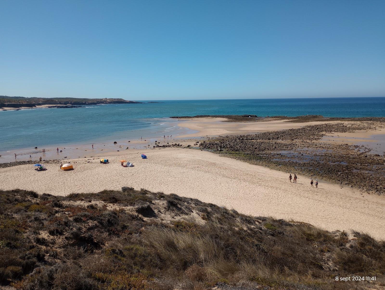 Sandee - Praia Do Carreiro Das Fazendas