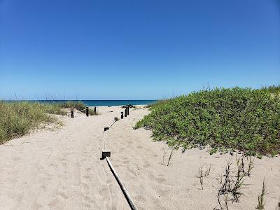 Sandee - Middle Cove Beach