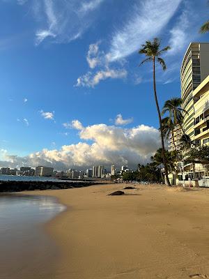 Sandee - Outrigger Canoe Club Beach