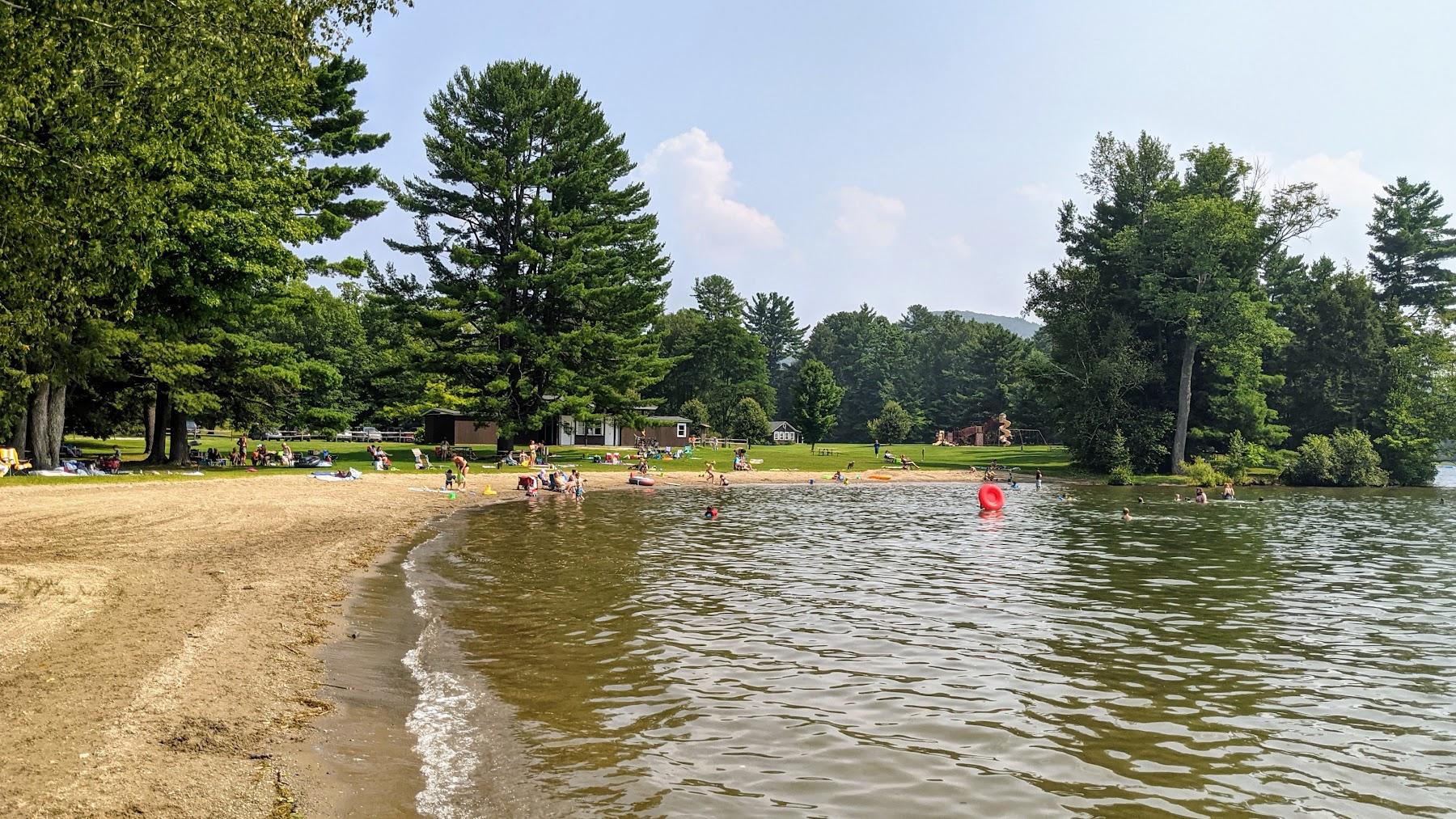 Sandee Lake Saint Catherine State Park Photo