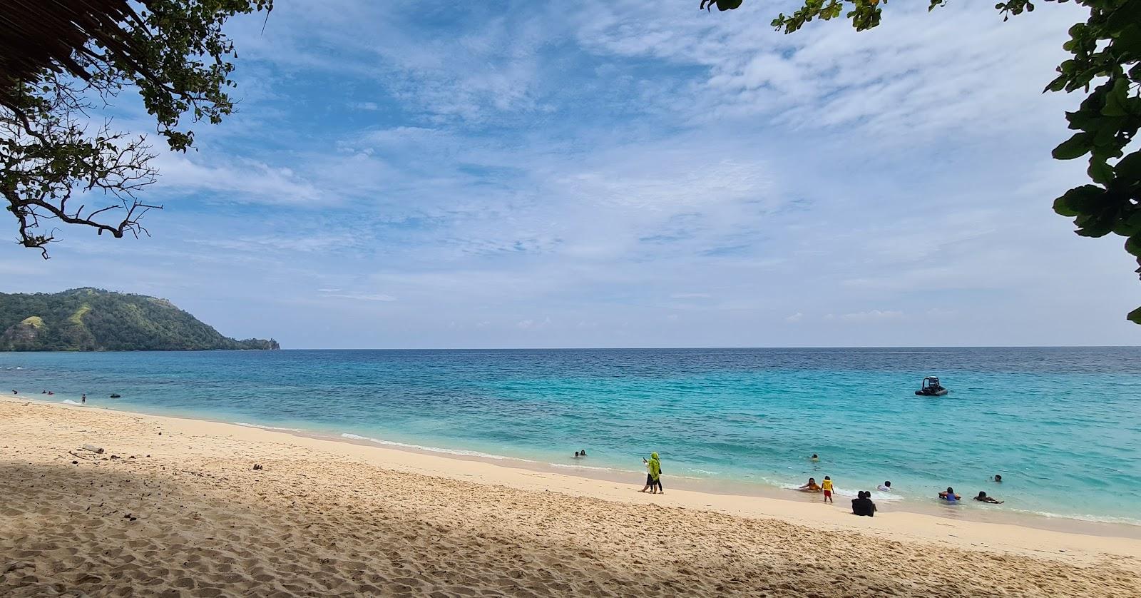 Sandee Paal Beach