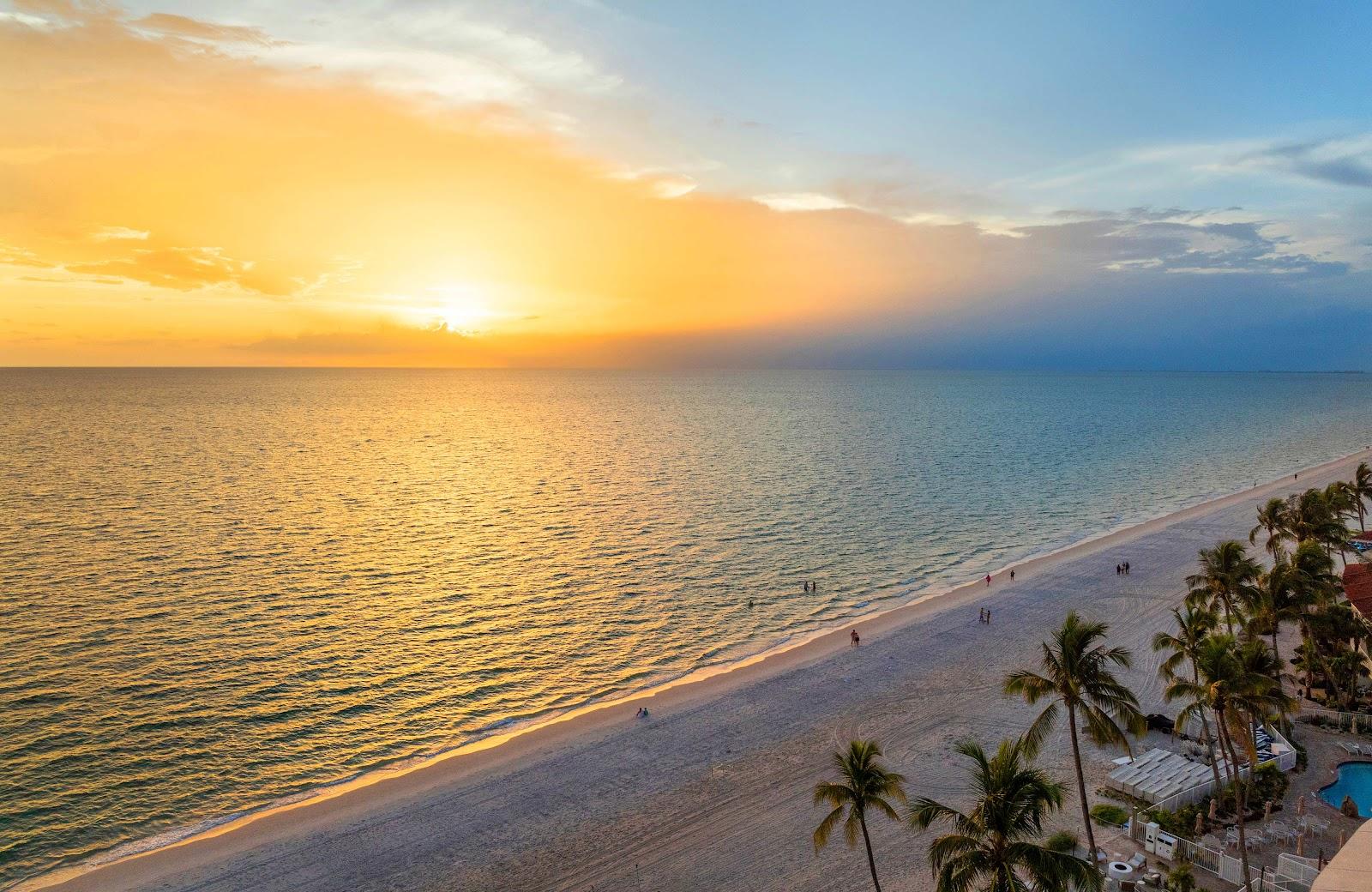 Sandee Laplaya Beach & Golf Resort