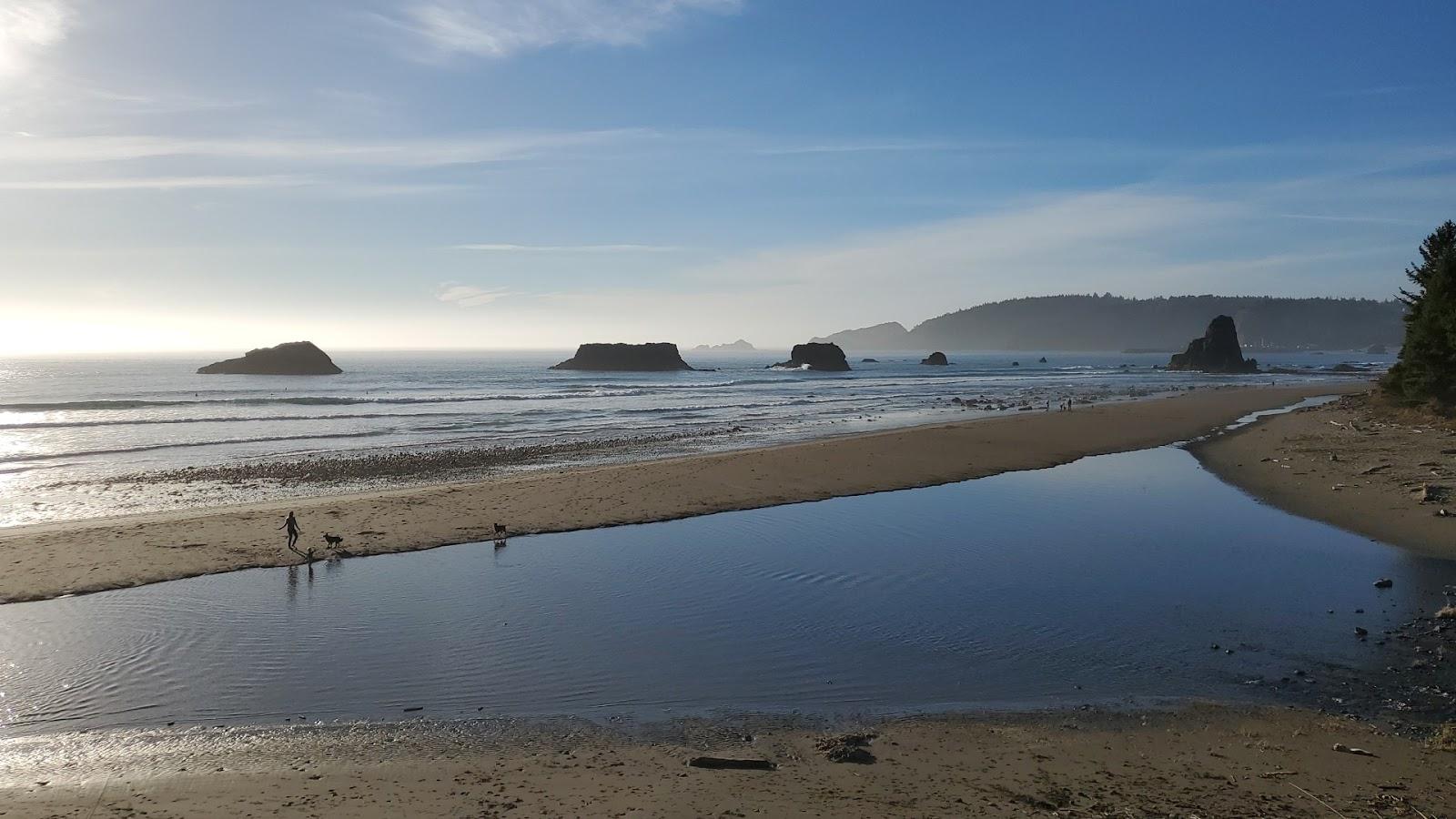 Sandee - Hubbard Creek Beach