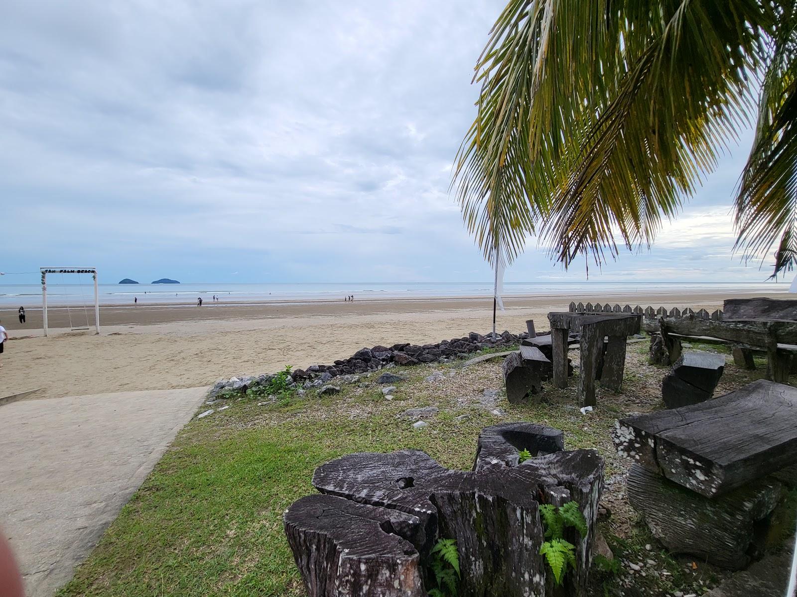 Sandee Semantan Beach