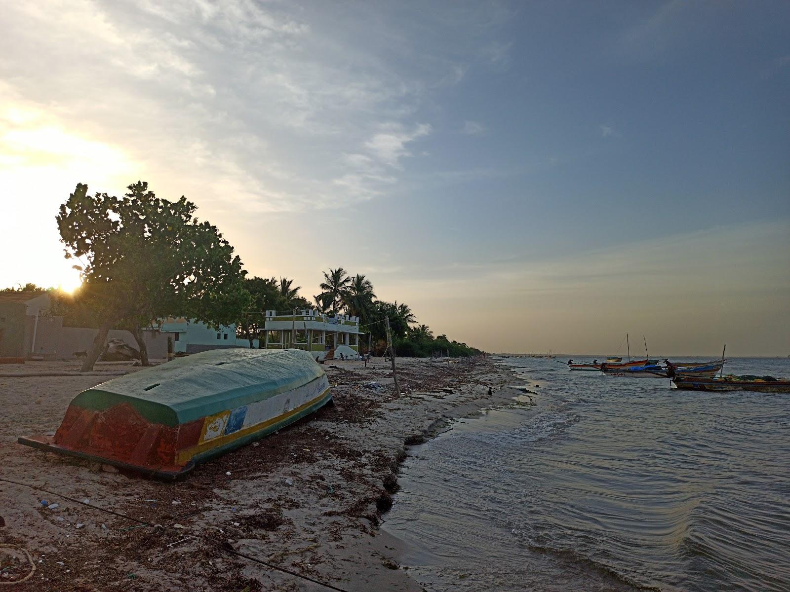 Sandee Mudiveeran Beach