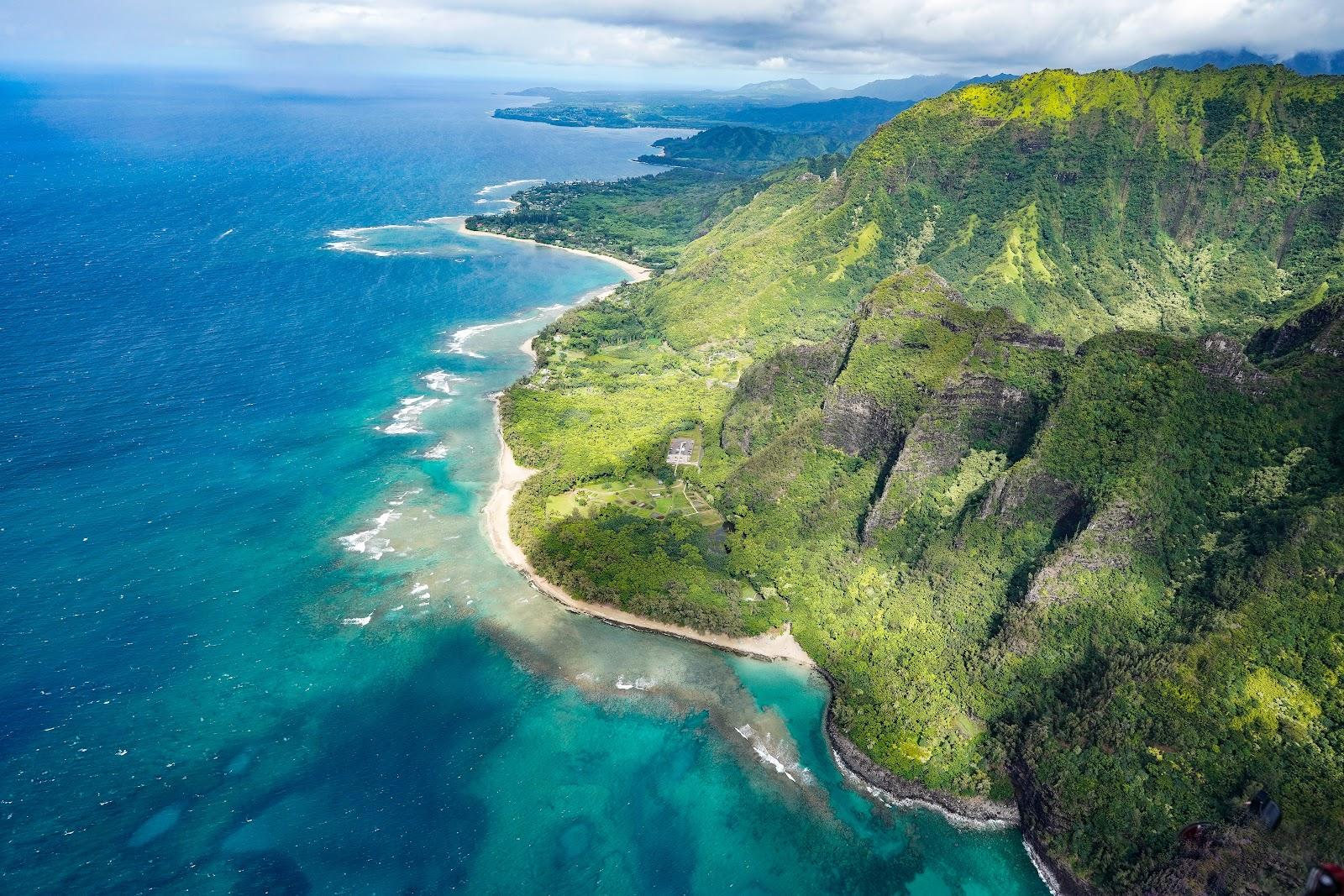 Sandee Keʻe Beach