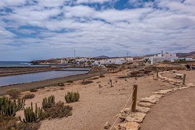 Sandee - El Muellito / Salinas