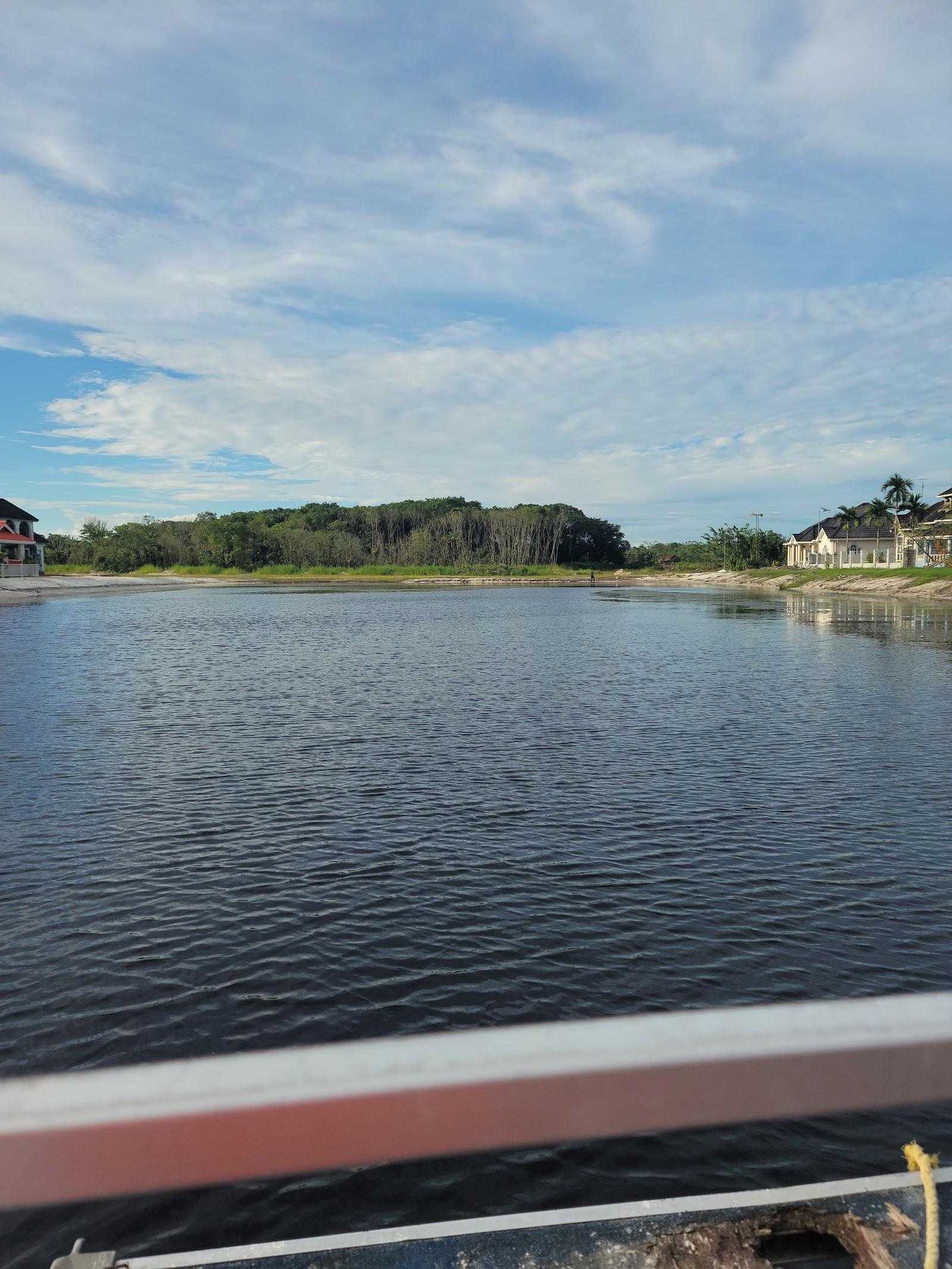 Sandee Splashmins Resort Beach Photo