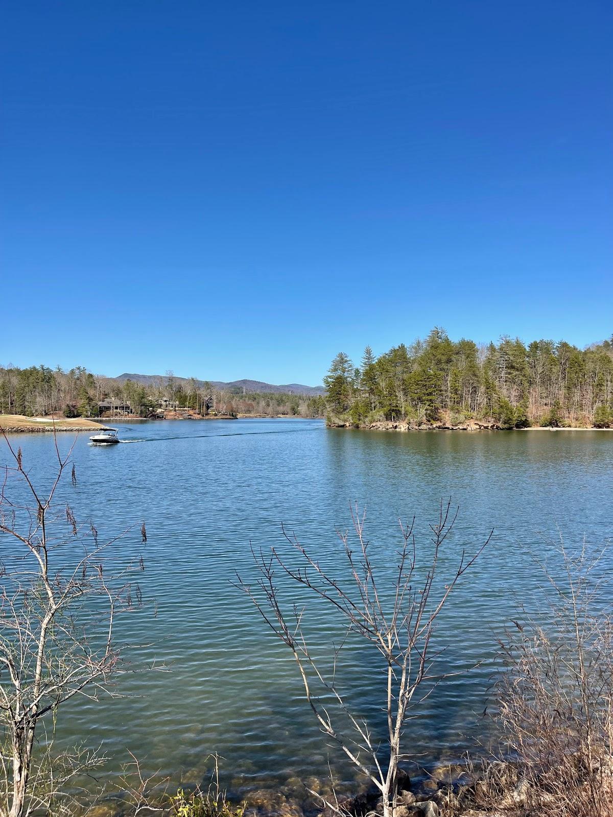 Sandee - Keowee Toxaway State Park