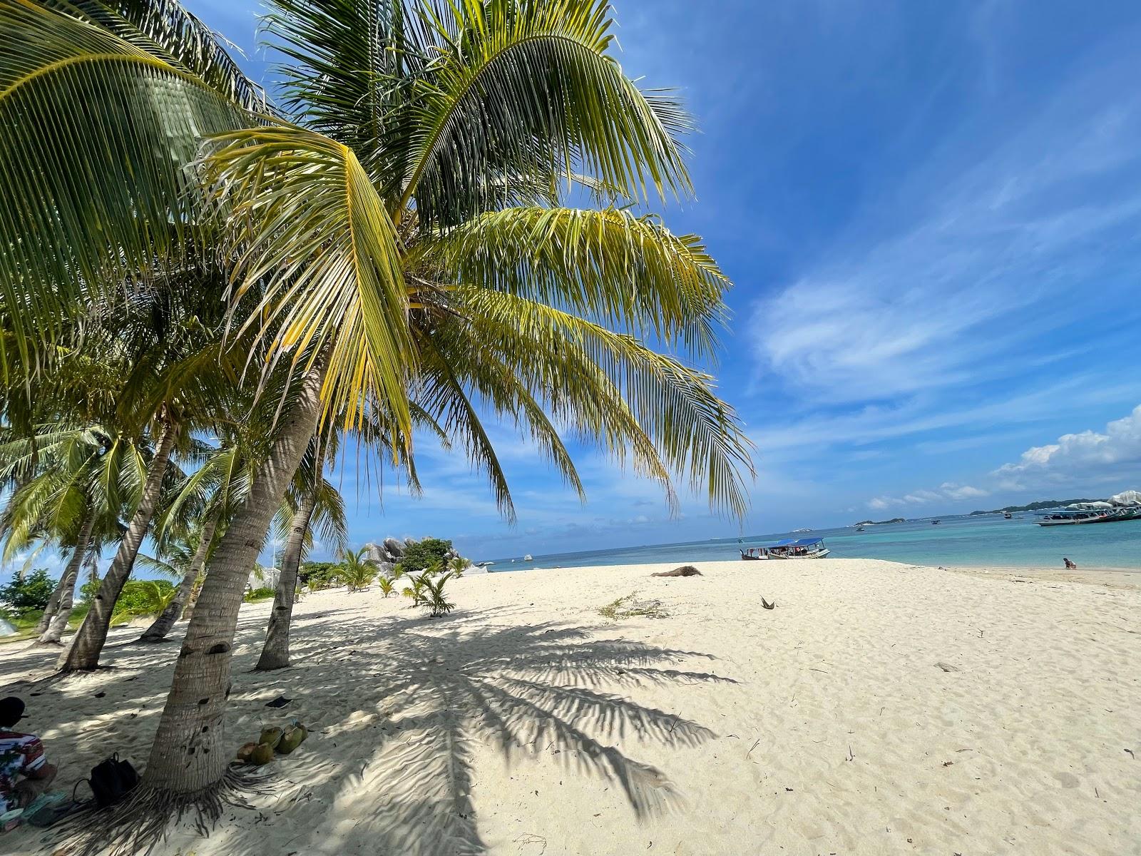Sandee Pantai Lengkuas