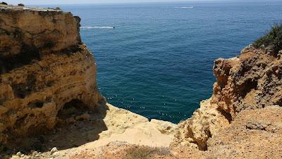 Sandee - Praia do Vale de Centeanes