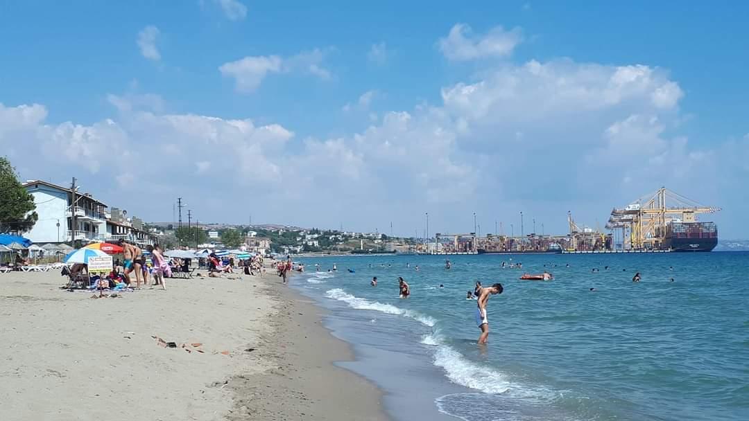 Sandee Zeytinliova Beach