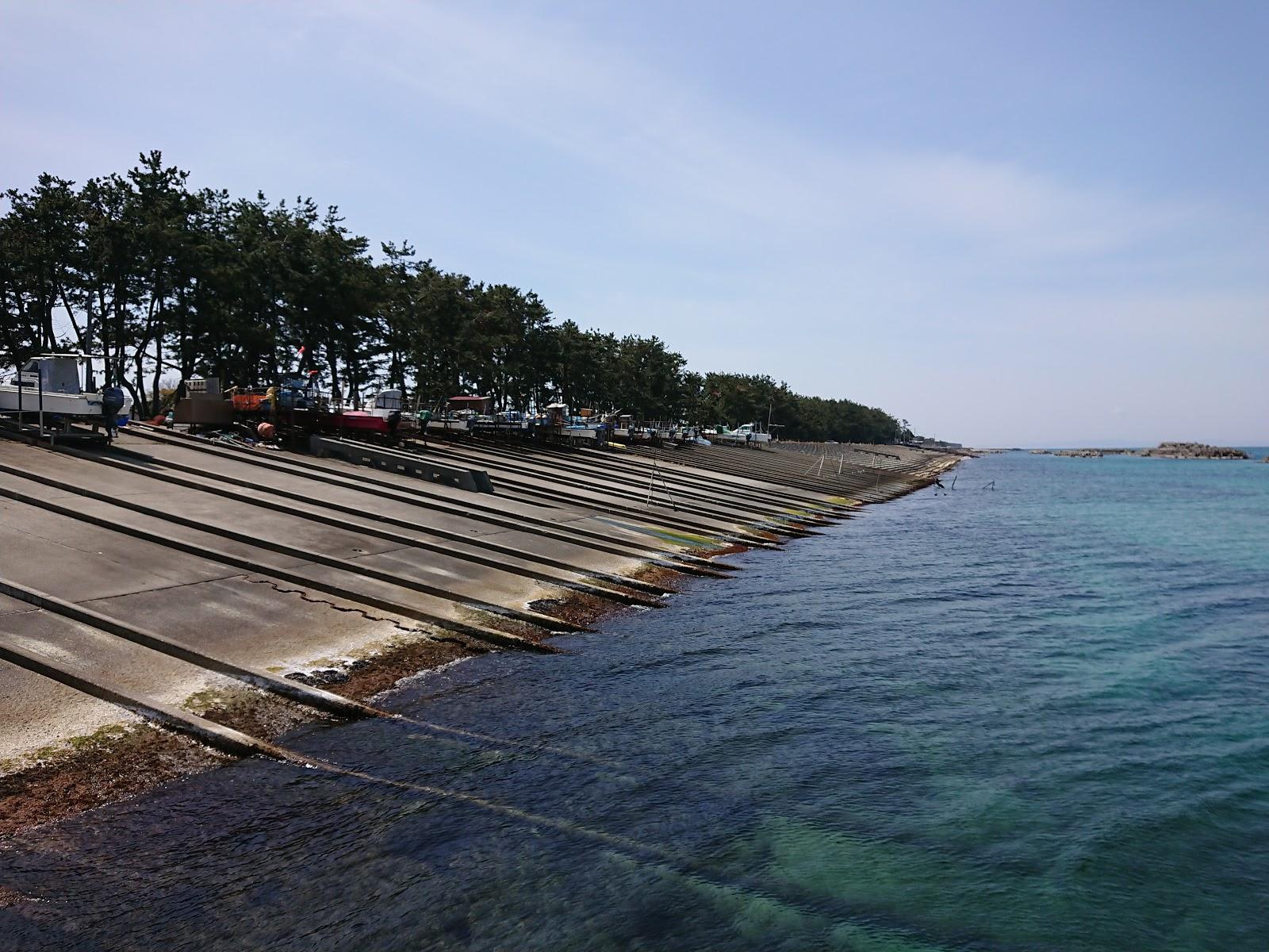 Sandee Toyama Bay