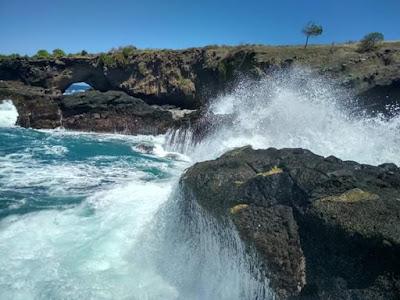 Sandee - Pantai Liang Kewa Lunyuk