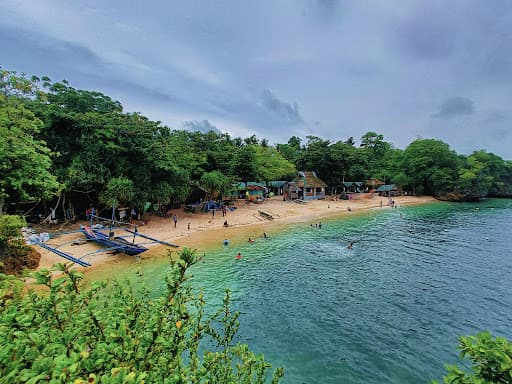 Sandee Lusay Beach Resort Photo