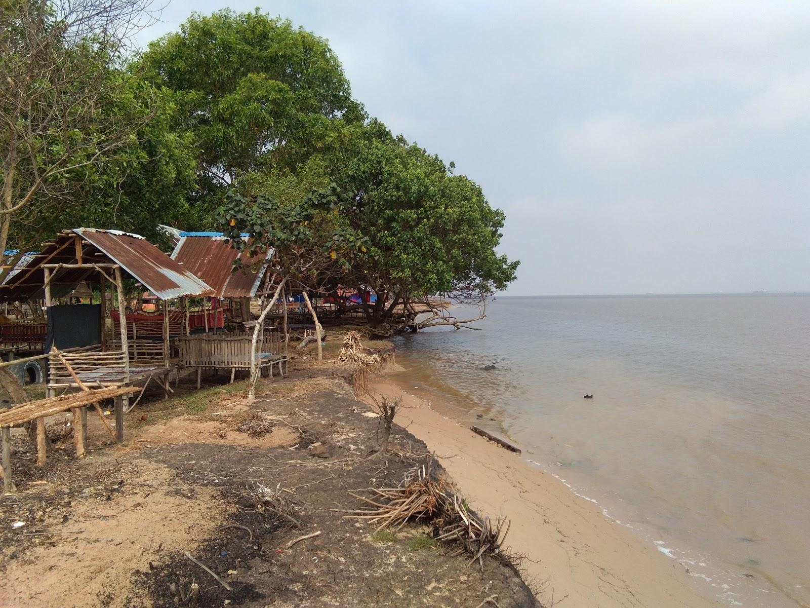 Sandee Pantai Ayu Akasia Indah