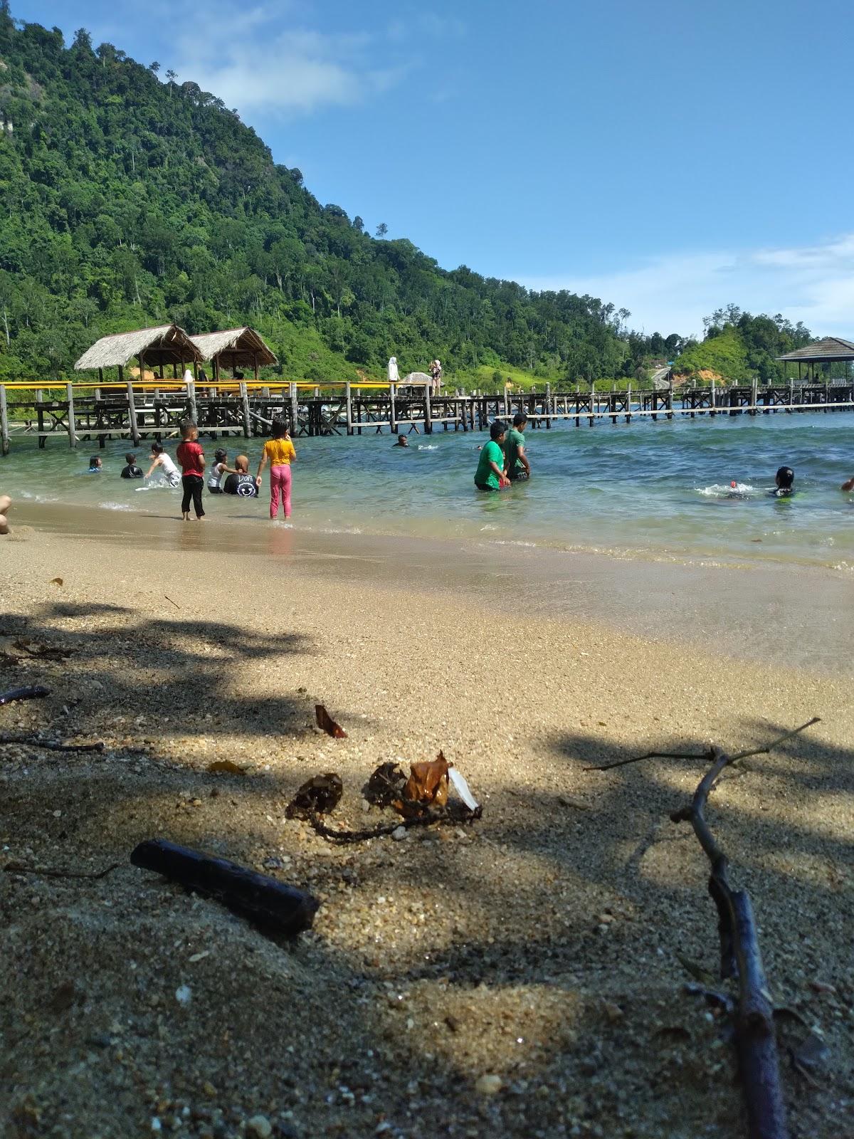 Sandee Manjuto Beach