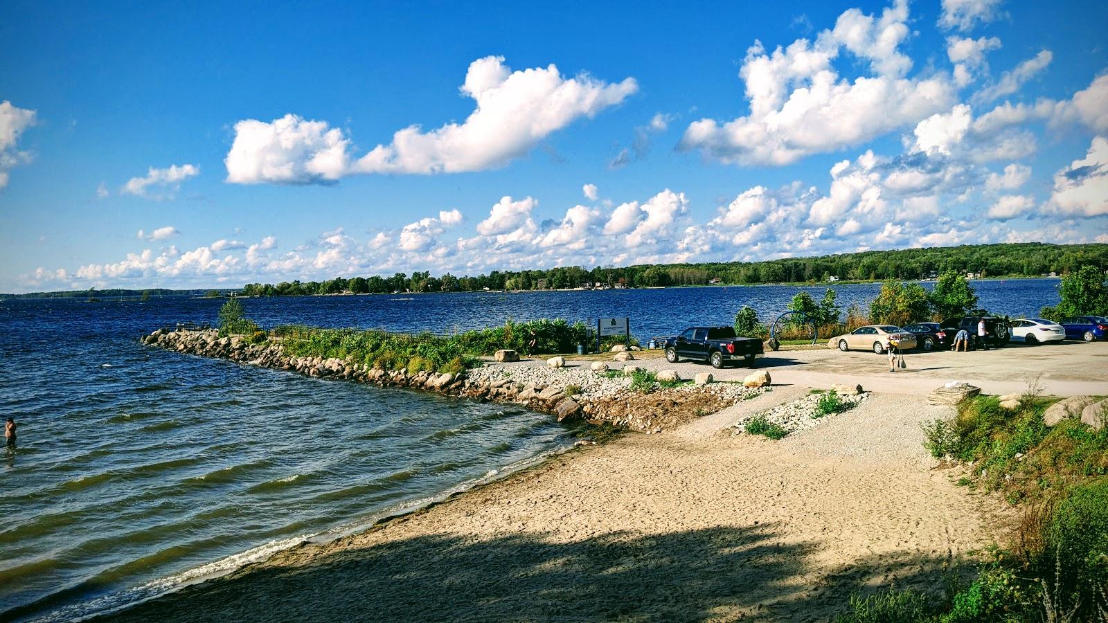 Sandee Waubaushene Beach Photo