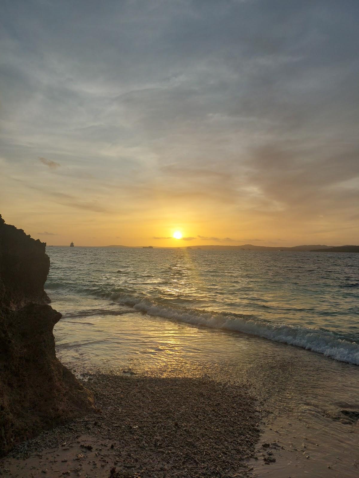 Sandee Pantai Kelapa Satu Photo