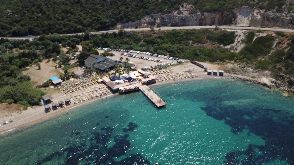 Sandee Mambo Beach Club