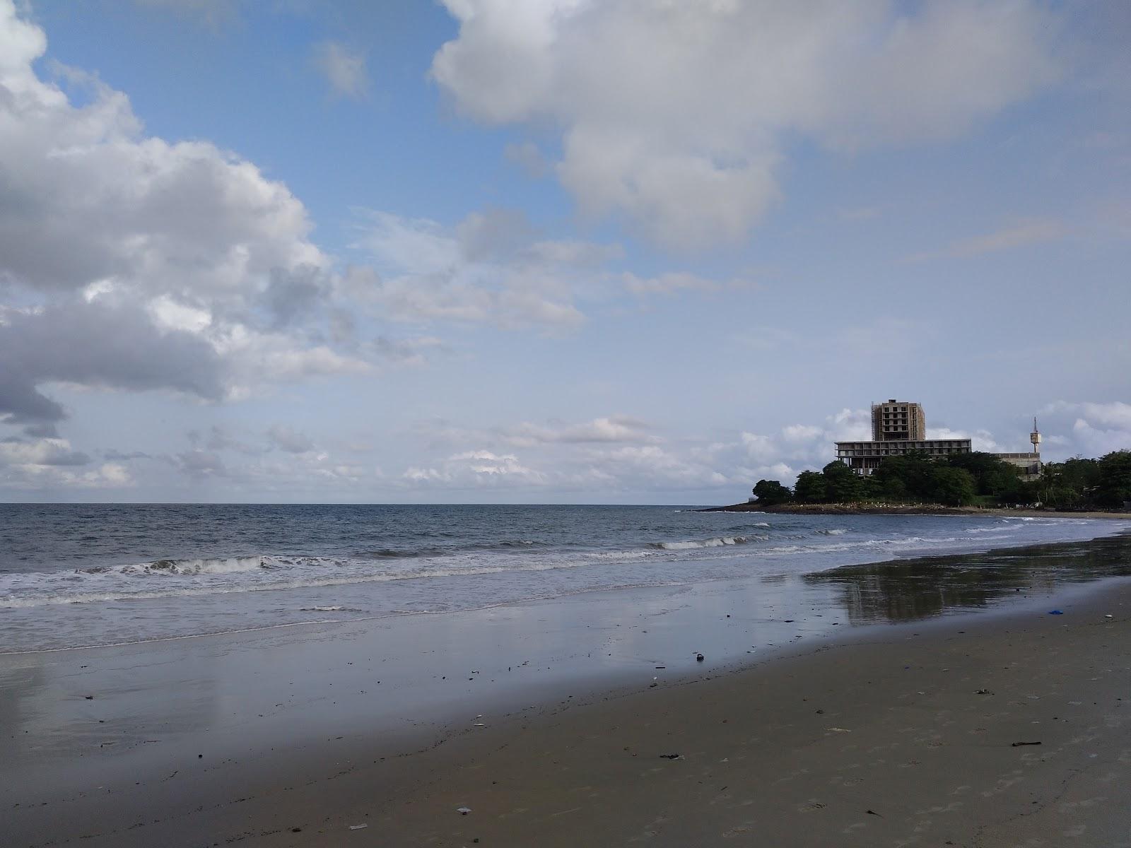Sandee Mahera Beach